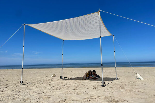 le mât pour le voile d’ombrage occasionnel
